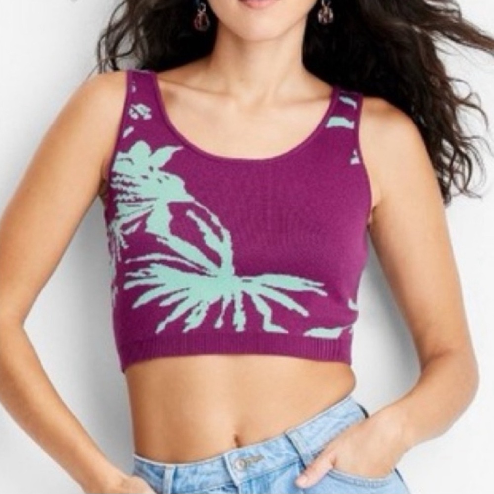 Future‎ Collective women’s purple knit sleeveless crop top M